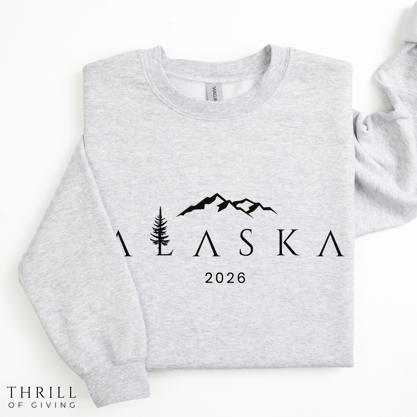 ALASKA Sweatshirt - The Ultimate Travel Buddy