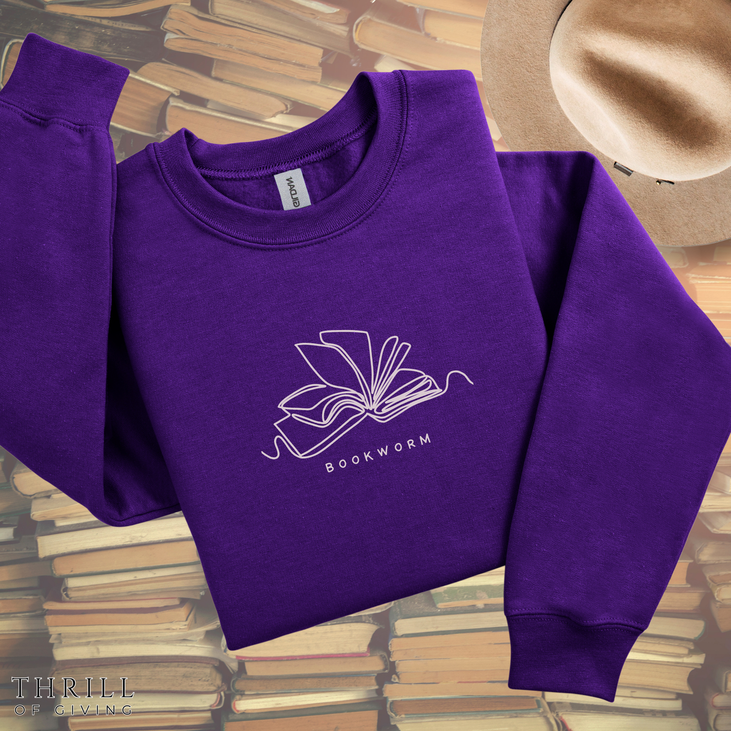 Bookworm Sweatshirt - Minimalist edition