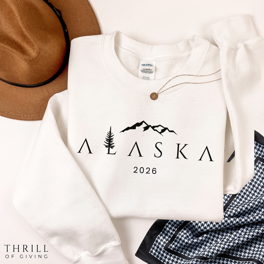 ALASKA Sweatshirt - The Ultimate Travel Buddy